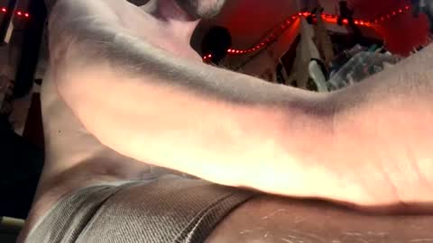 8inches4you2 online show from January 24, 2025, 11:34 pm