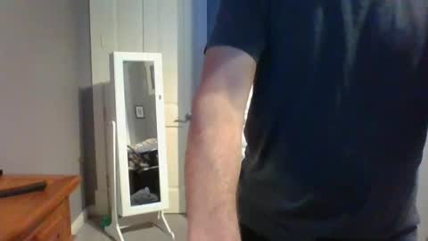 Snapshot of 999gbb_gmx chatting on December 2, 2025, 1:00 am DildoRidingDilf online show from December 2, 2025, 1:00 am