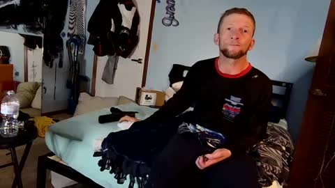 8over6 online show from March 7, 2025, 1:42 am