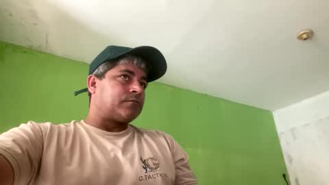 9vinhocamshow online show from March 17, 2026, 11:35 am