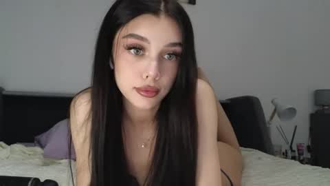 Snapshot of 9west chatting on May 15, 2026, 4:25 pm KARINA online show from May 15, 2026, 4:25 pm