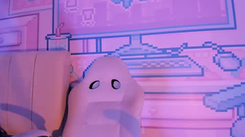 Alice  online show from February 7, 2025, 1:58 am