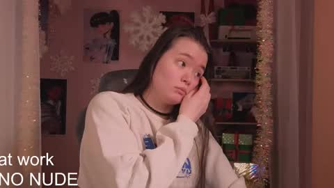 Snapshot of _3x7_ chatting on December 16, 2025, 7:57 am _3x7_ online show from December 16, 2025, 7:57 am