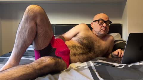 Snapshot of ____zeus____ chatting on December 30, 2024, 8:32 am God Zeus online show from December 30, 2024, 8:32 am