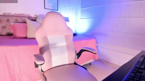 Snapshot of _abby_23_ chatting on November 25, 2025, 1:11 pm Aby online show from November 25, 2025, 1:11 pm