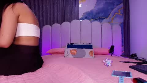  abby rouss online show from June 13, 2026, 3:48 am