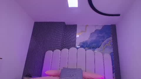  abby rouss online show from June 23, 2026, 3:04 am