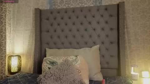  Abby  online show from December 5, 2025, 9:00 pm