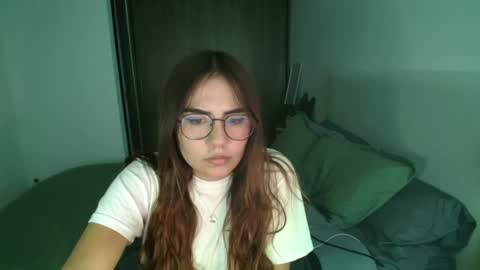 Snapshot of _abbyyyy_ chatting on February 13, 2025, 7:52 pm abby 3 online show from February 13, 2025, 7:52 pm