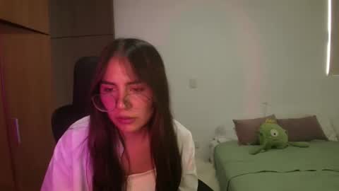 Snapshot of _abbyyyy_ chatting on May 28, 2026, 4:04 pm abby 3 online show from May 28, 2026, 4:04 pm