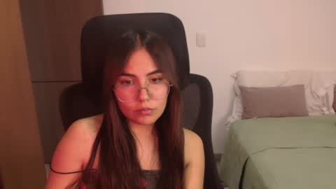 Snapshot of _abbyyyy_ chatting on June 12, 2026, 6:07 pm abby 3 online show from June 12, 2026, 6:07 pm