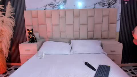 Agatha online show from March 8, 2026, 2:04 am