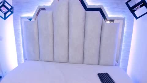  Alaia online show from February 26, 2025, 5:50 pm