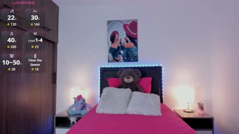 _alana_grey_ online show from June 16, 2026, 2:19 pm