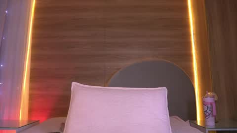 Snapshot of _alexaa_20 chatting on June 1, 2026, 11:56 am Alexa online show from June 1, 2026, 11:56 am