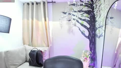 Snapshot of _alice08_ chatting on June 2, 2026, 12:07 pm online show from June 2, 2026, 12:07 pm