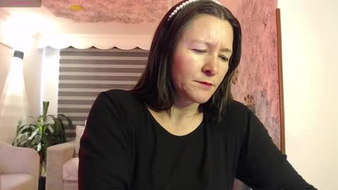 _alice_horny_ online show from September 23, 2025, 7:39 pm