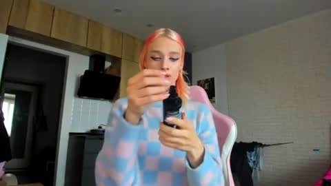 Snapshot of _alice_kitty chatting on June 18, 2026, 9:14 am Gaylord online show from June 18, 2026, 9:14 am