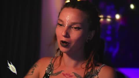 Snapshot of _alicemorrison_ chatting on December 8, 2024, 3:24 pm Alice Morrison Mistress Datura online show from December 8, 2024, 3:24 pm