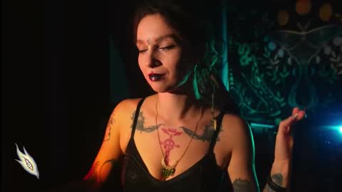 Snapshot of _alicemorrison_ chatting on November 18, 2025, 6:34 pm Alice Morrison Mistress Datura online show from November 18, 2025, 6:34 pm