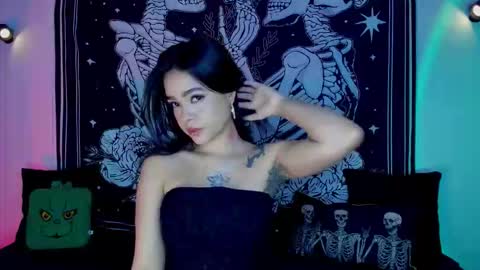 _alicesasha_ online show from December 22, 2025, 6:54 am