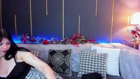 Snapshot of _allisson__ chatting on January 8, 2025, 4:34 am Alison online show from January 8, 2025, 4:34 am