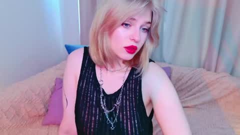 Snapshot of _allisson__ chatting on May 15, 2026, 3:24 am Alison online show from May 15, 2026, 3:24 am
