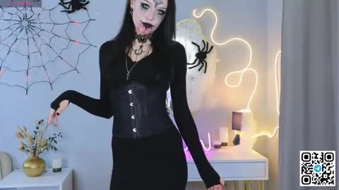 Amy online show from October 31, 2025, 8:26 am