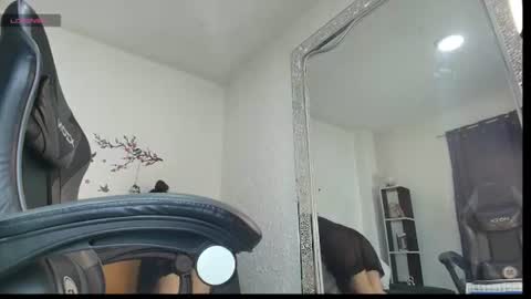 Snapshot of _anais_lanz chatting on July 19, 2026, 4:16 am Anais online show from July 19, 2026, 4:16 am