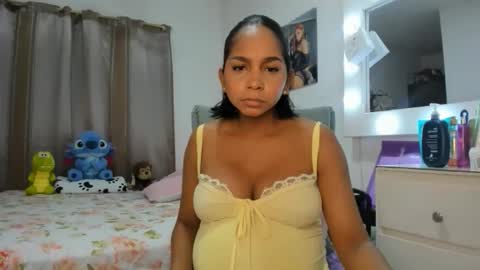 Snapshot of _analia chatting on May 8, 2026, 12:38 am Analia online show from May 8, 2026, 12:38 am