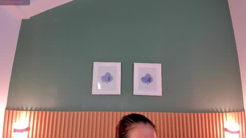 Snapshot of _anavictoria_ chatting on March 1, 2025, 12:12 pm Ana Victoria online show from March 1, 2025, 12:12 pm