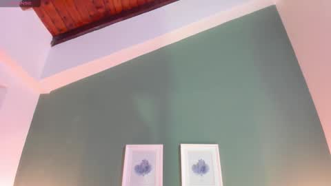 Snapshot of _anavictoria_ chatting on November 15, 2025, 12:23 pm Ana Victoria online show from November 15, 2025, 12:23 pm