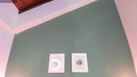 Snapshot of _anavictoria_ chatting on November 21, 2025, 6:17 pm Ana Victoria online show from November 21, 2025, 6:17 pm