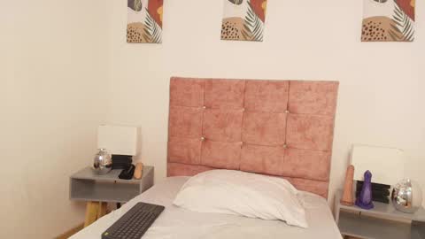 Snapshot of _andrewfalcon2 chatting on January 23, 2025, 12:30 pm _andrewfalcon2 online show from January 23, 2025, 12:30 pm