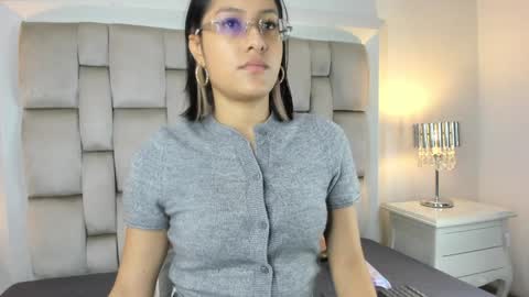 Snapshot of _angel_azul chatting on January 11, 2025, 11:45 am Angel Azul online show from January 11, 2025, 11:45 am