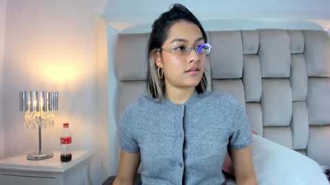 Snapshot of _angel_azul chatting on January 11, 2025, 5:51 pm Angel Azul online show from January 11, 2025, 5:51 pm