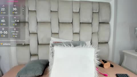 Snapshot of _angel_azul chatting on January 29, 2025, 11:41 am Angel Azul online show from January 29, 2025, 11:41 am