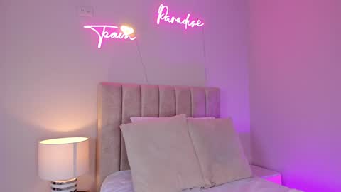 ngela  online show from January 30, 2025, 11:44 am