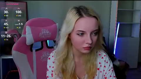 Snapshot of _angeldust_1 chatting on July 3, 2026, 2:51 am Emily online show from July 3, 2026, 2:51 am