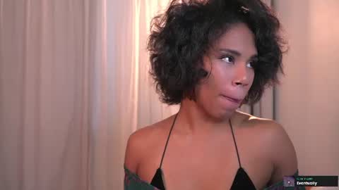 Snapshot of _angeleyes chatting on June 30, 2026, 10:11 pm Angie - online show from June 30, 2026, 10:11 pm