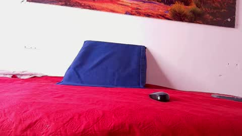 Any online show from November 6, 2025, 7:15 pm