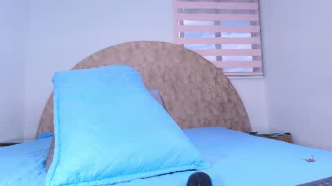 Snapshot of _aniisha_ chatting on July 14, 2026, 7:19 pm Any online show from July 14, 2026, 7:19 pm