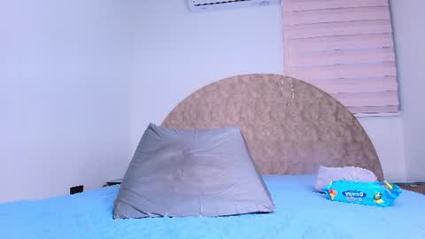 Snapshot of _aniisha_ chatting on July 24, 2026, 7:12 pm Any online show from July 24, 2026, 7:12 pm