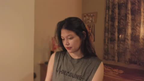 Snapshot of _ann1e_ chatting on May 13, 2026, 2:25 pm annie . online show from May 13, 2026, 2:25 pm