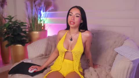 Snapshot of _anna_bloom chatting on July 28, 2026, 7:39 pm Anna online show from July 28, 2026, 7:39 pm