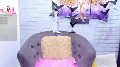      online show from October 30, 2025, 7:47 pm