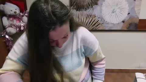 Anna online show from December 9, 2024, 10:43 am