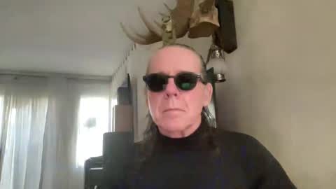  anneonamouse online show from May 8, 2026, 12:05 am