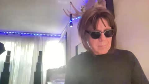  anneonamouse online show from May 16, 2026, 10:08 pm