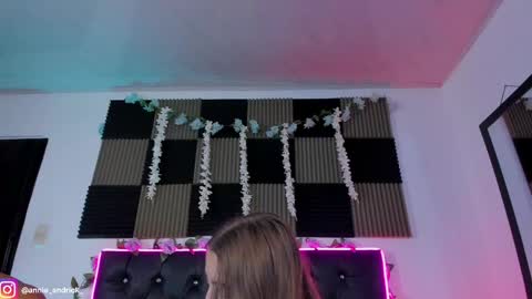 Snapshot of _annie_andrick_ chatting on May 31, 2026, 9:16 am Annie Andrick online show from May 31, 2026, 9:16 am